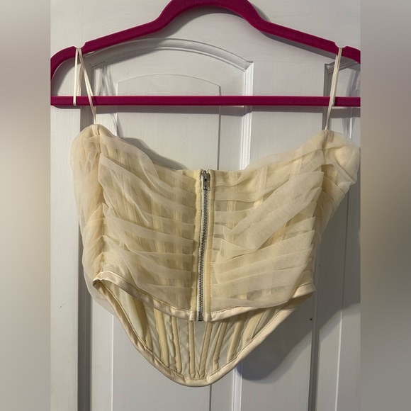 NWT. Molly and Zoey Strapless Corset Nude Mesh Top Size Medium. - Picture 2 of 3